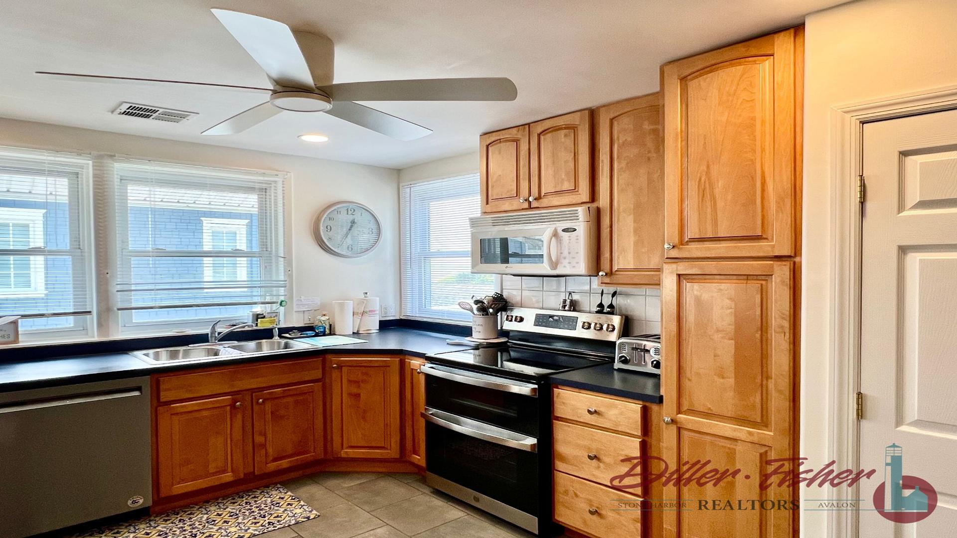 107 121st Street, Stone Harbor (Beach Block)