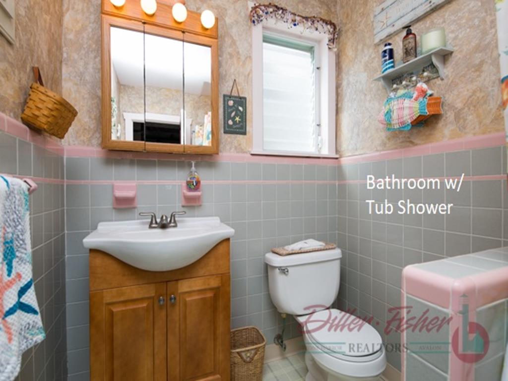 172 92nd Street, Stone Harbor (Mid-Island)