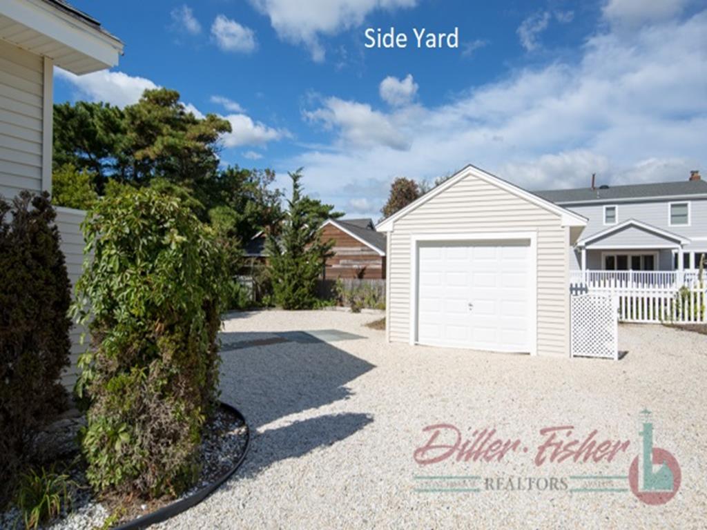172 92nd Street, Stone Harbor (Mid-Island)
