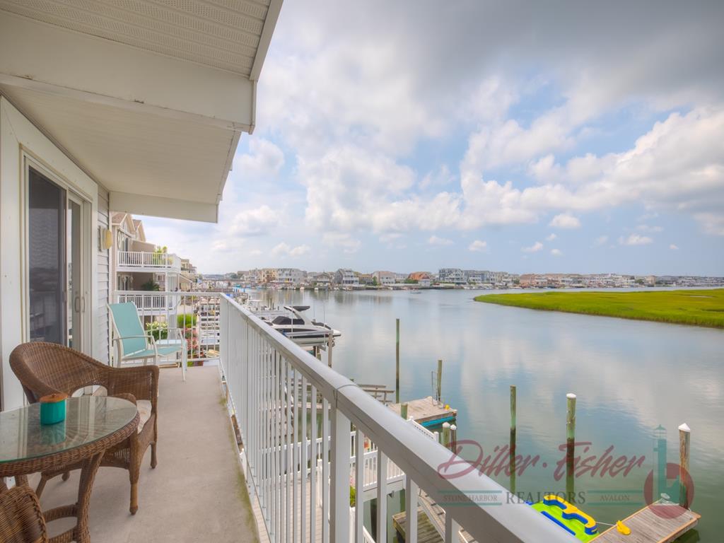 1708 Ocean Drive, Avalon (Bay Front) - Picture 4