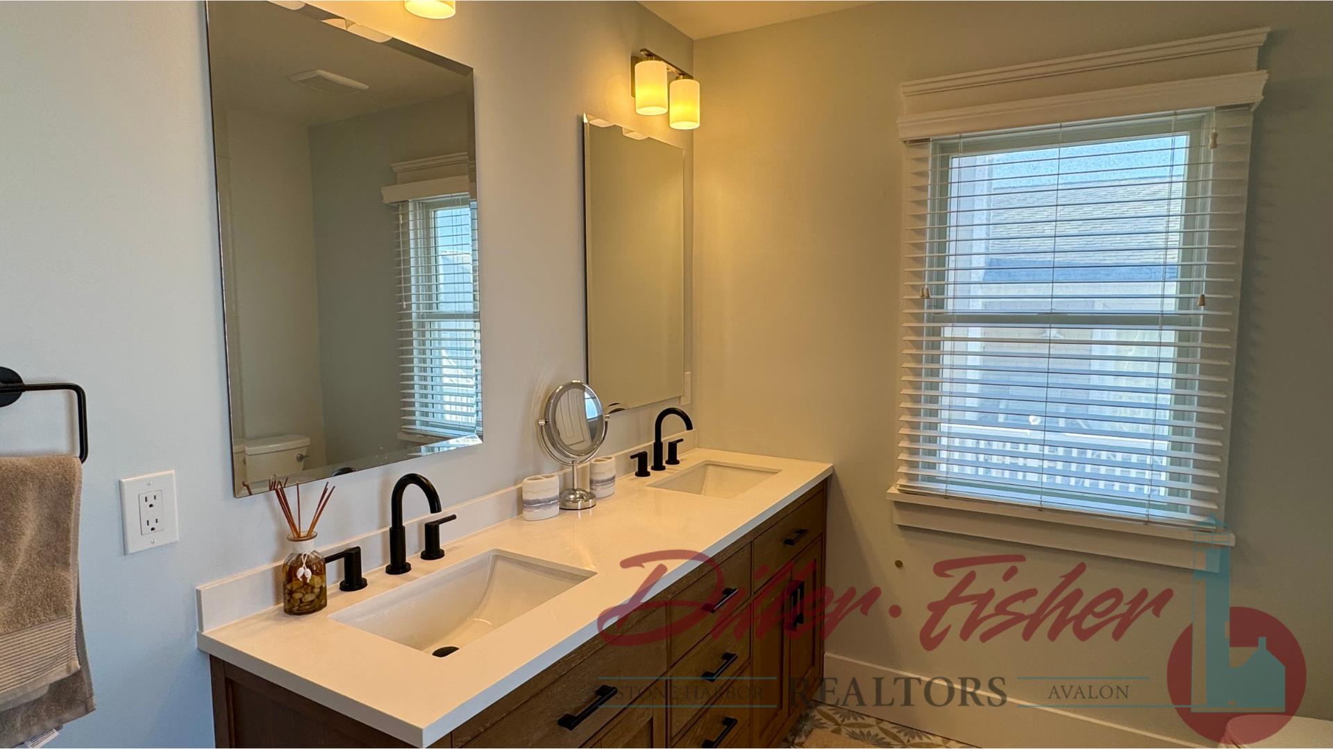 244 82nd Street, Stone Harbor (Mid-Island)