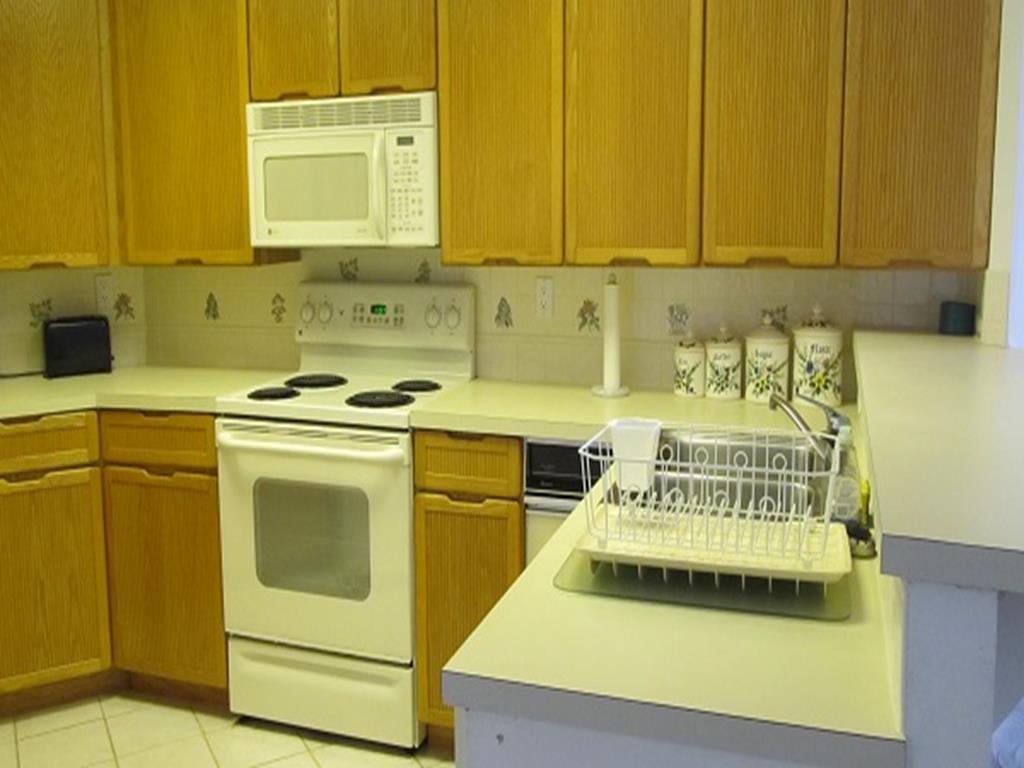 100 96th Street, Stone Harbor (Center)