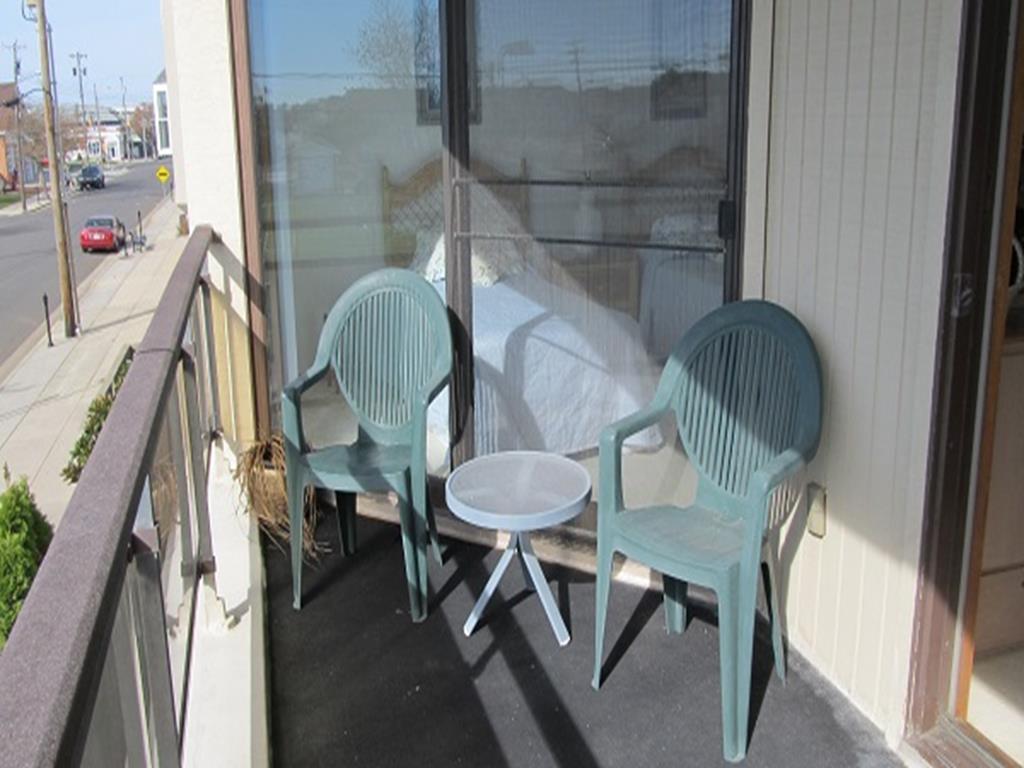 100 96th Street, Stone Harbor (Center)