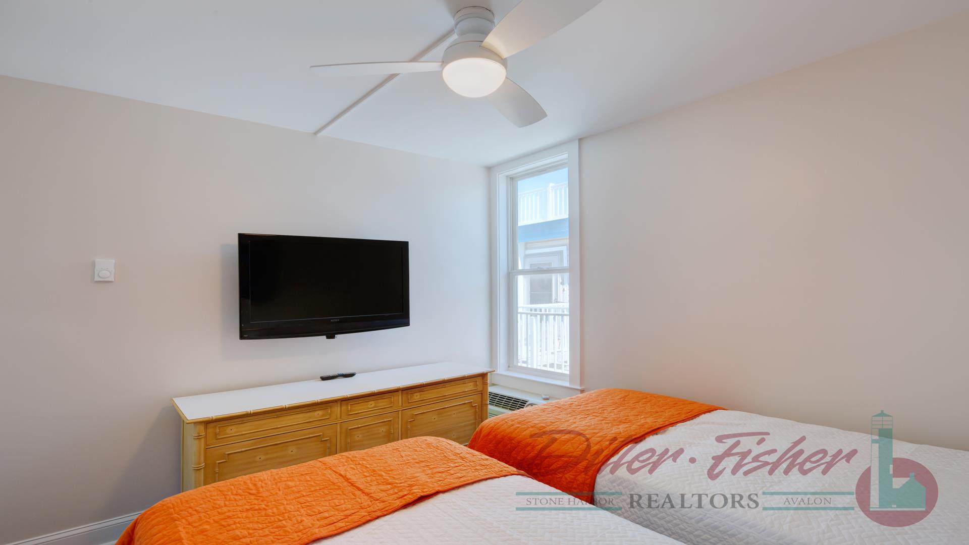 351 96th Street, Stone Harbor (Bay Front)