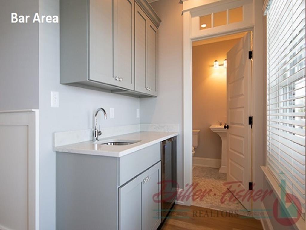 170 113th Street, Stone Harbor (Beach Block)