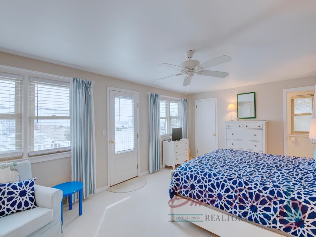 9411 First Avenue, Stone Harbor (Mid-Island)