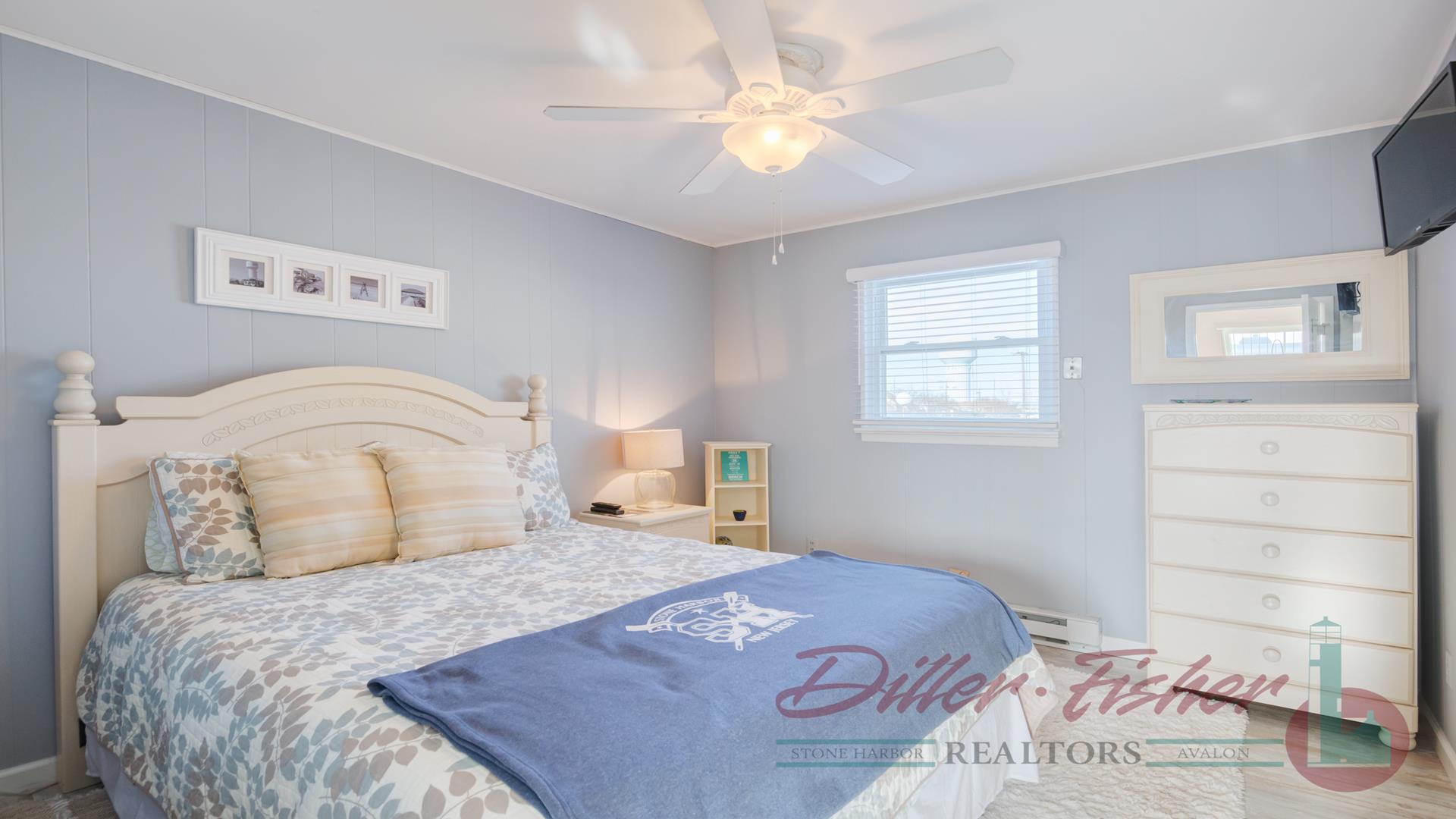 9816 Second Avenue, Stone Harbor (Mid-Island)