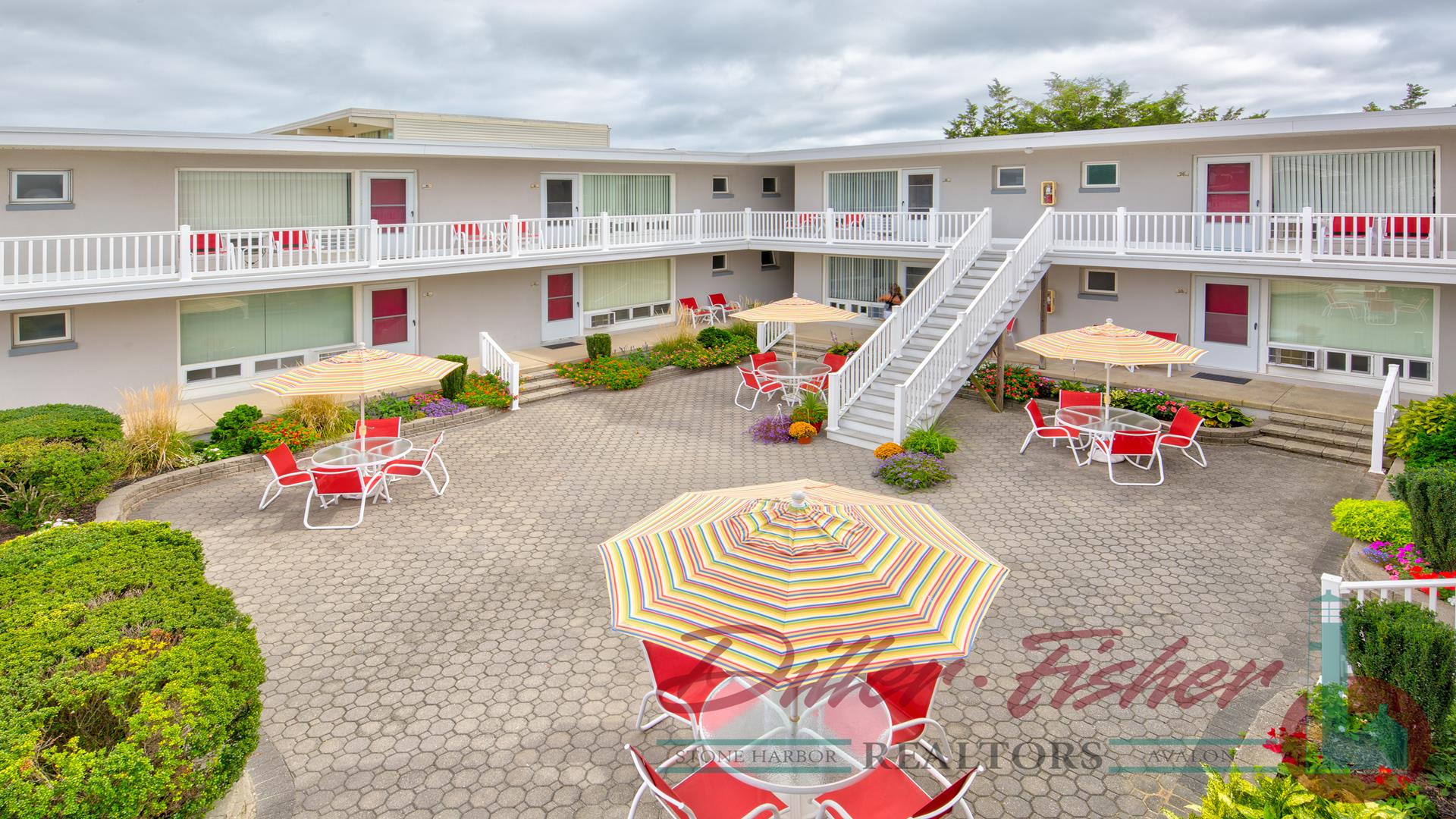 9816 Second Avenue, Stone Harbor (Mid-Island)