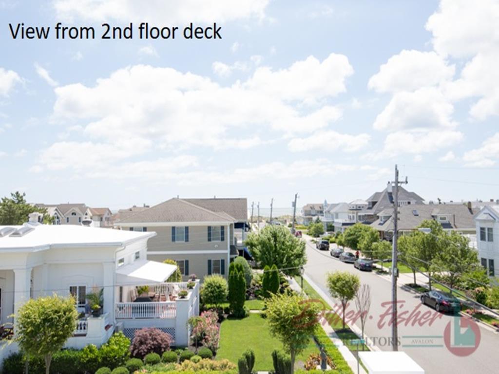 8513 Pennsylvania Avenue, Stone Harbor (Mid-Island)