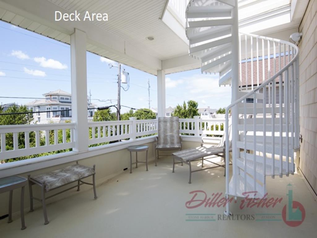 8513 Pennsylvania Avenue, Stone Harbor (Mid-Island)