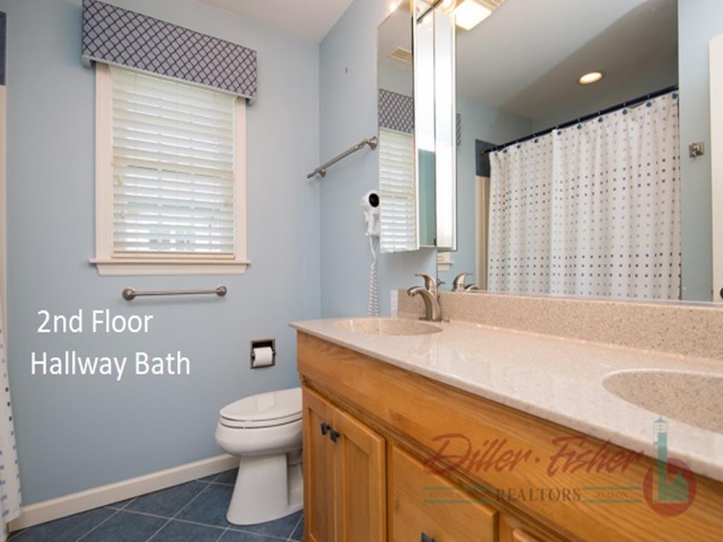 8513 Pennsylvania Avenue, Stone Harbor (Mid-Island)