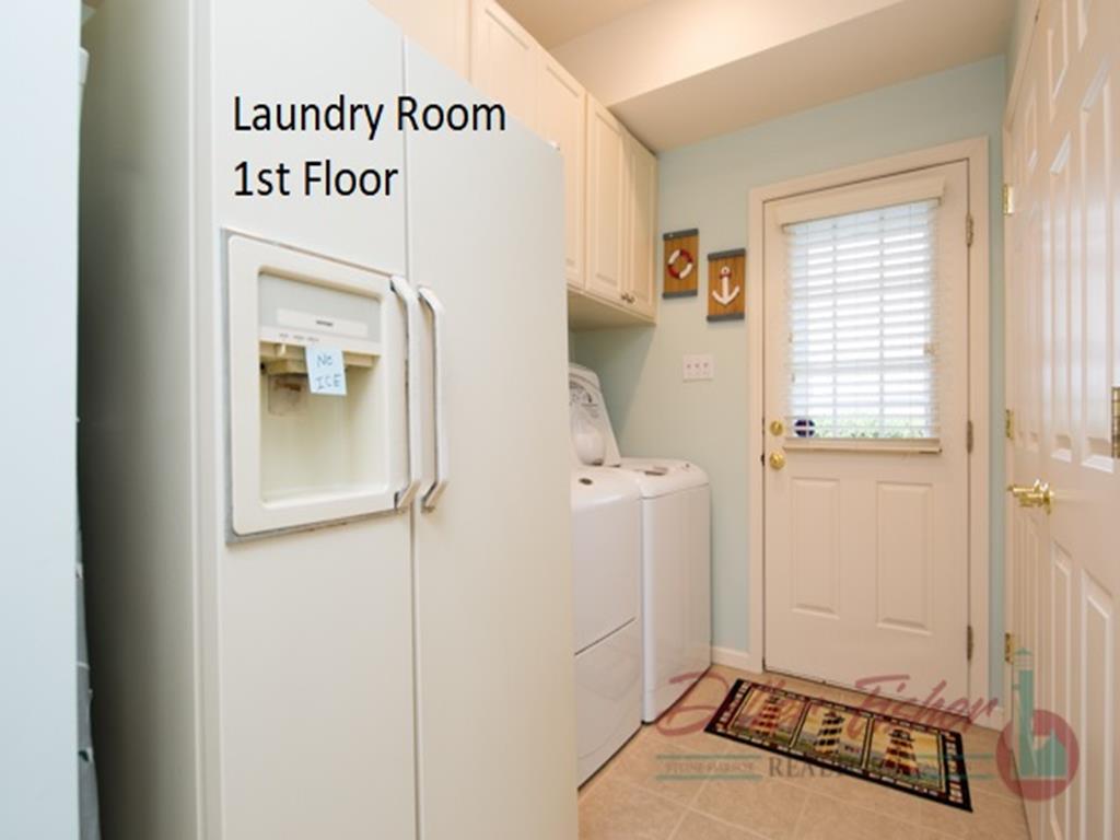 8513 Pennsylvania Avenue, Stone Harbor (Mid-Island)