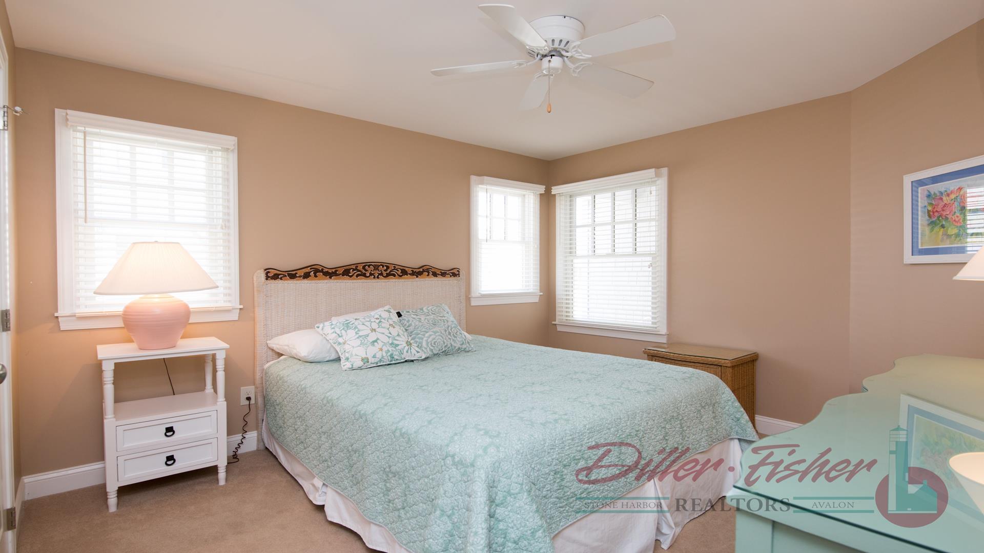 129 107th Street, Stone Harbor (Mid-Island)