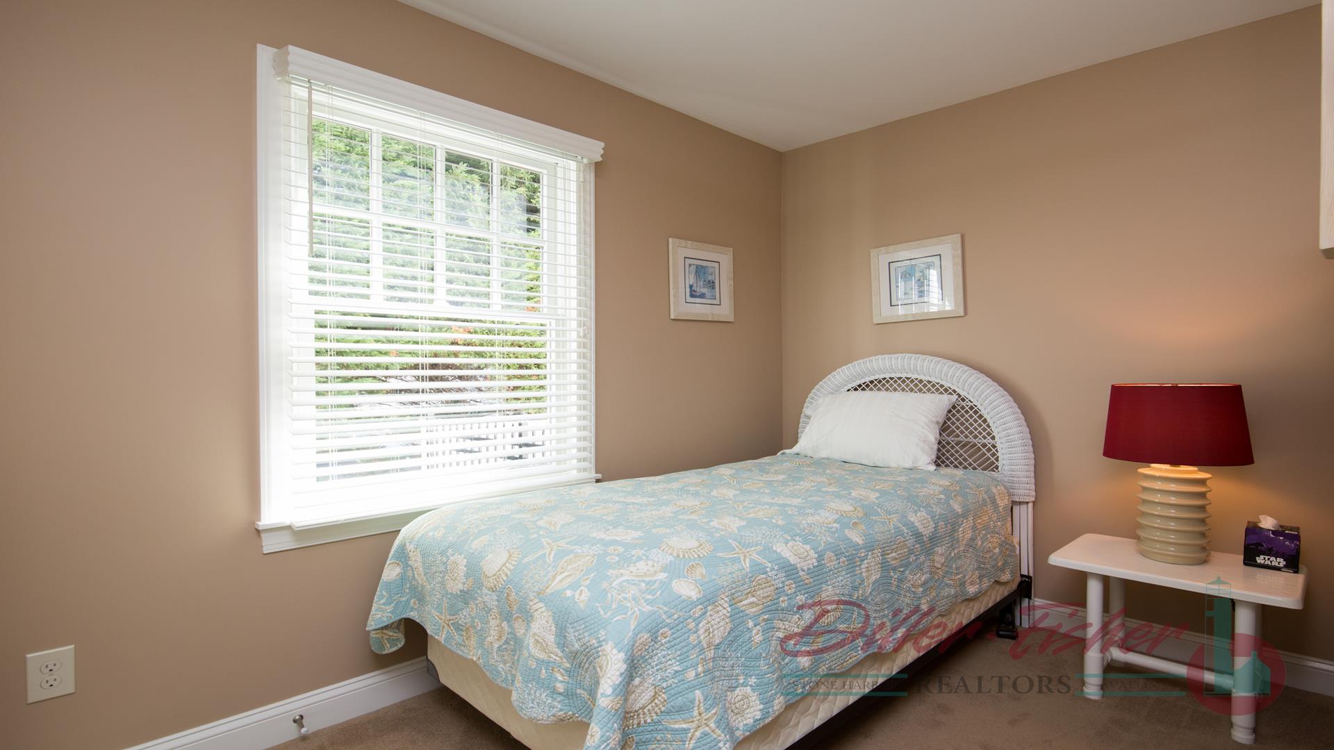 129 107th Street, Stone Harbor (Mid-Island)