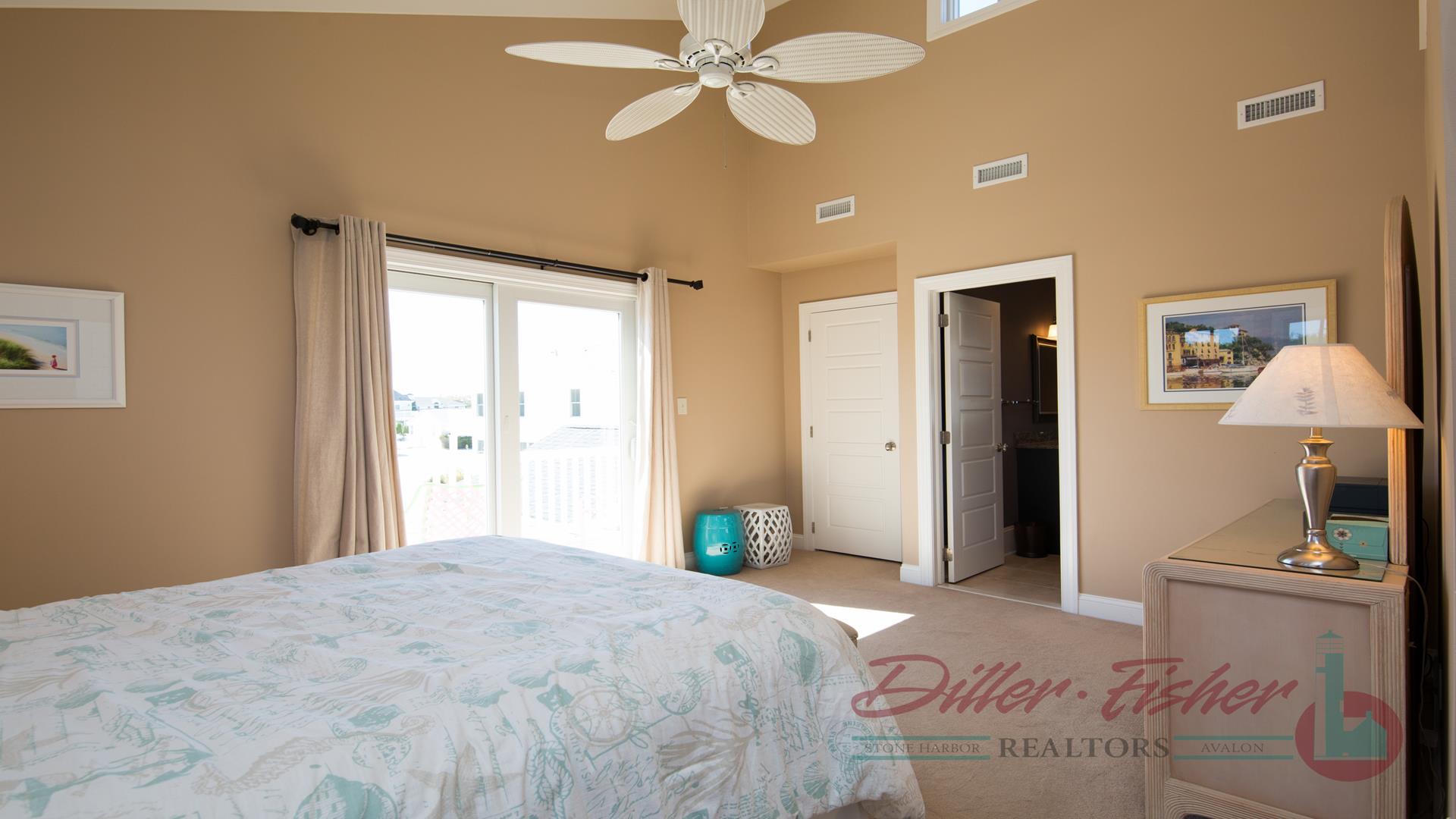 129 107th Street, Stone Harbor (Mid-Island)