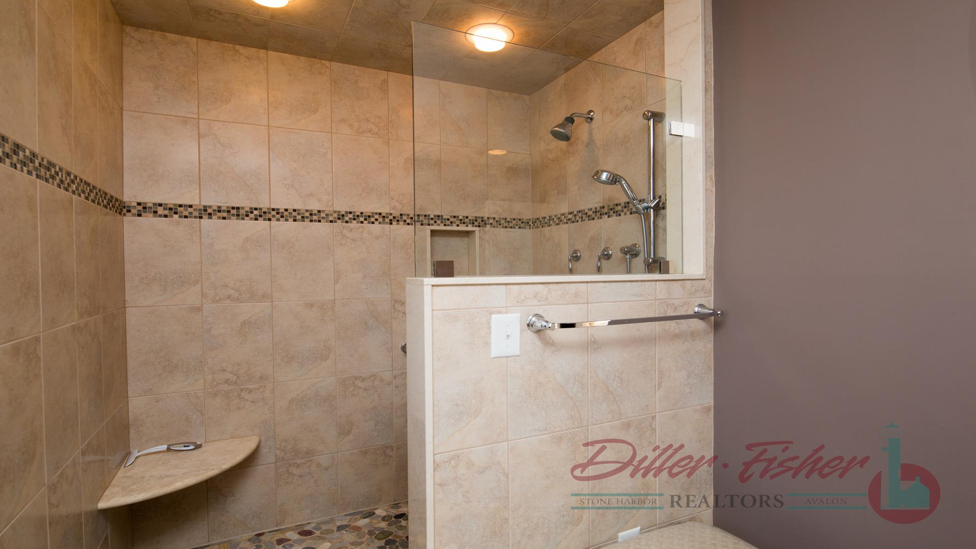 129 107th Street, Stone Harbor (Mid-Island)