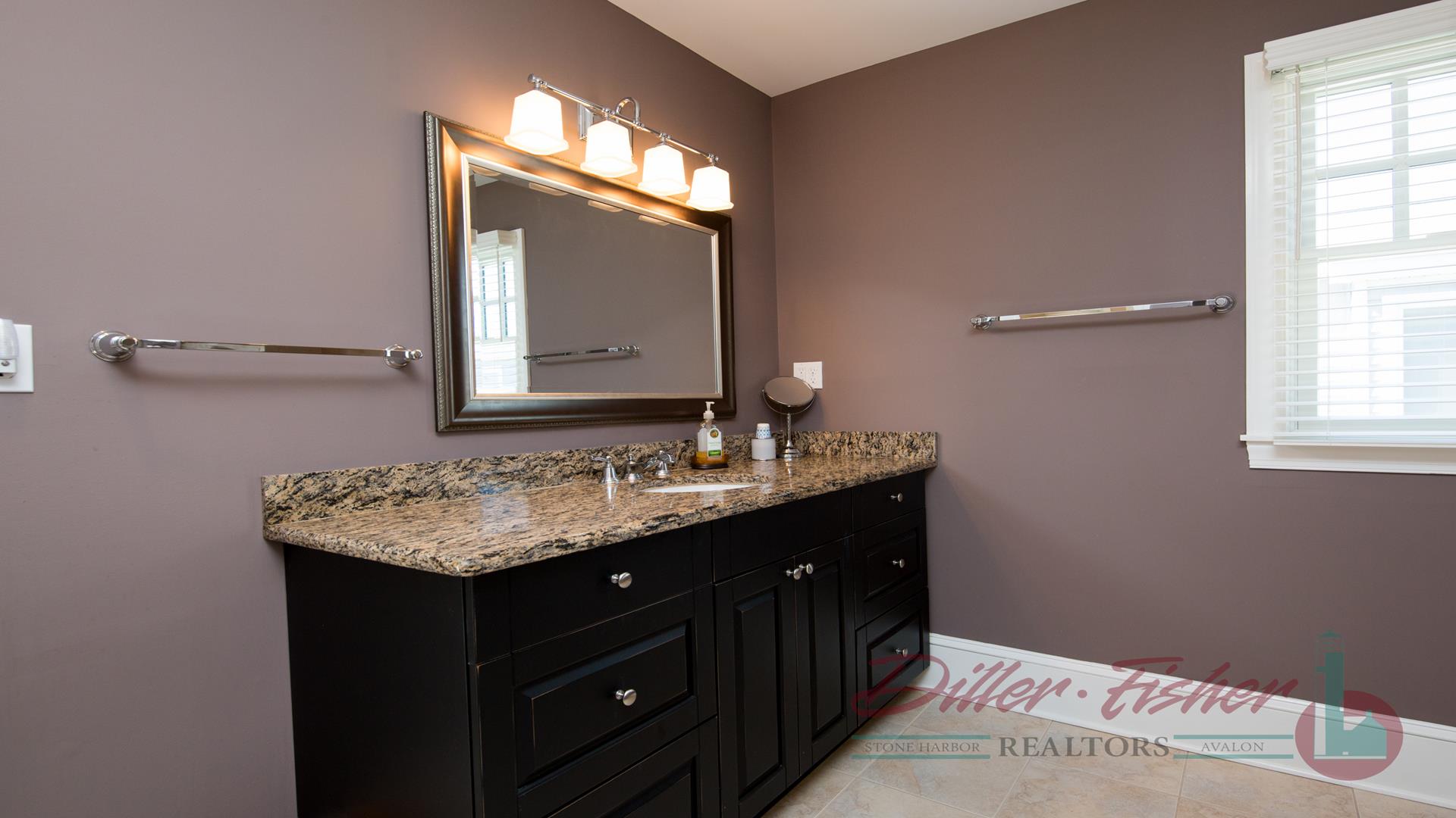 129 107th Street, Stone Harbor (Mid-Island)