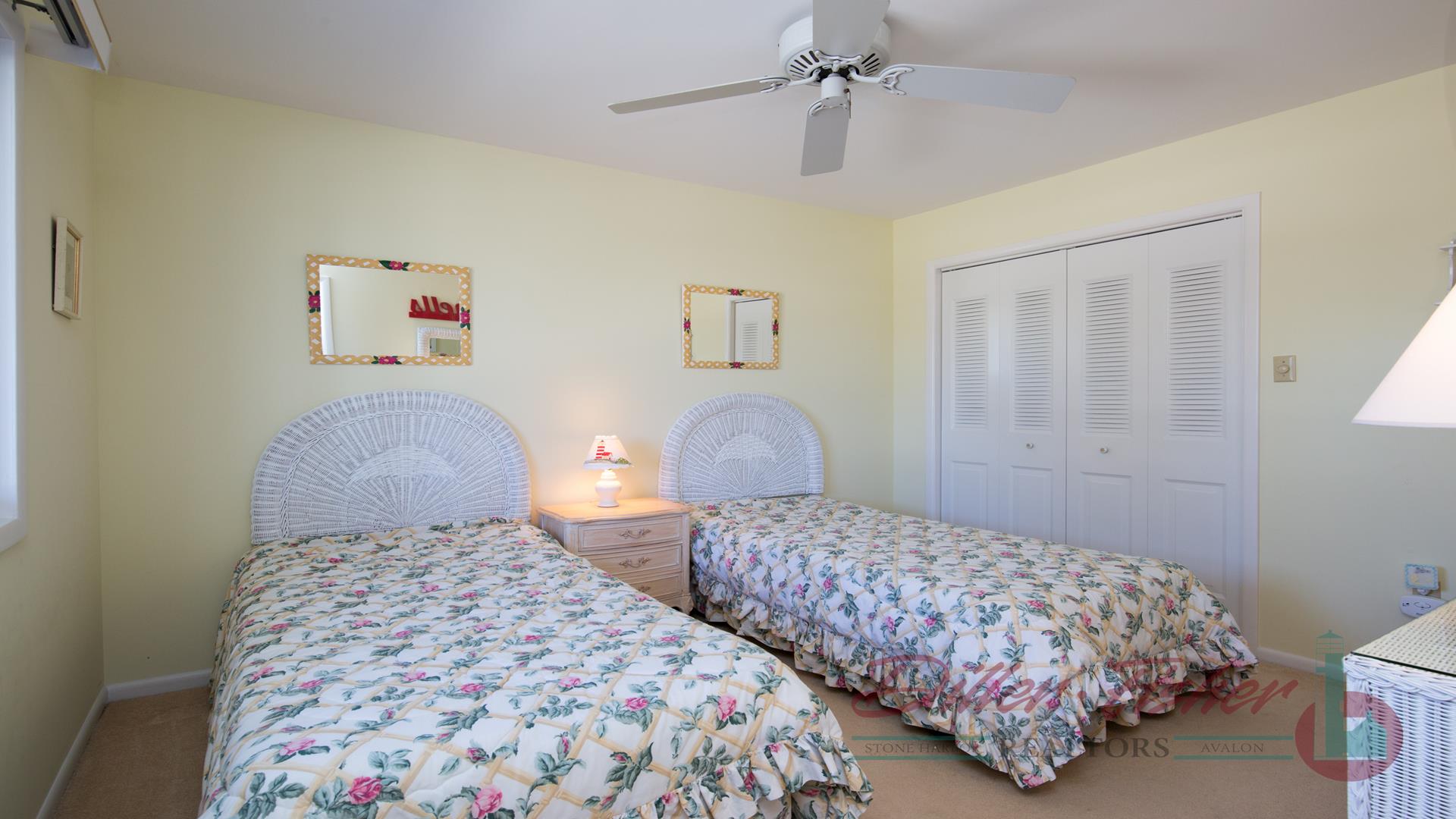 11910 Second Avenue, Stone Harbor (Beach Block)