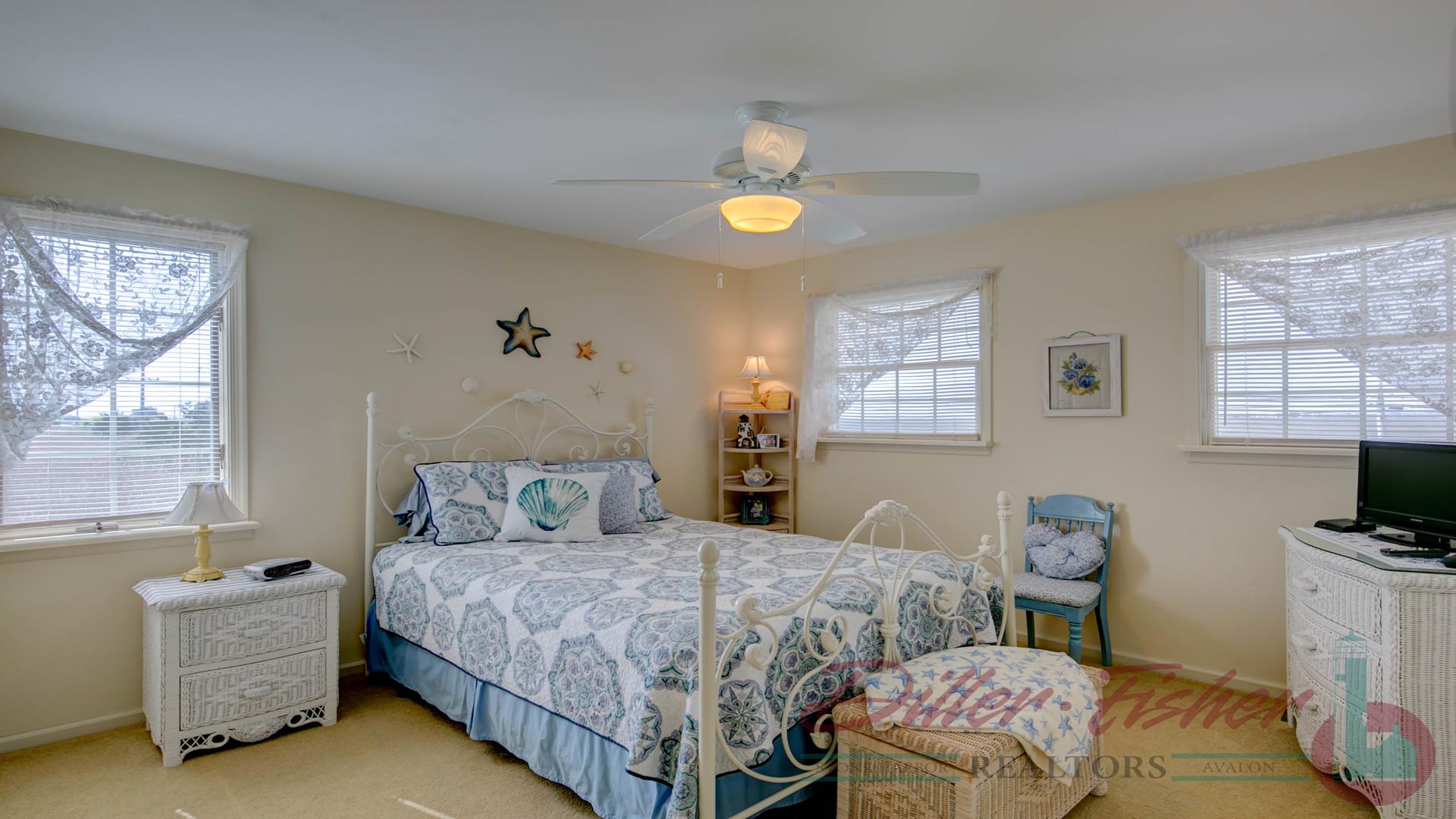 590 Stone Harbor Blvd, Stone Harbor (Mainland)