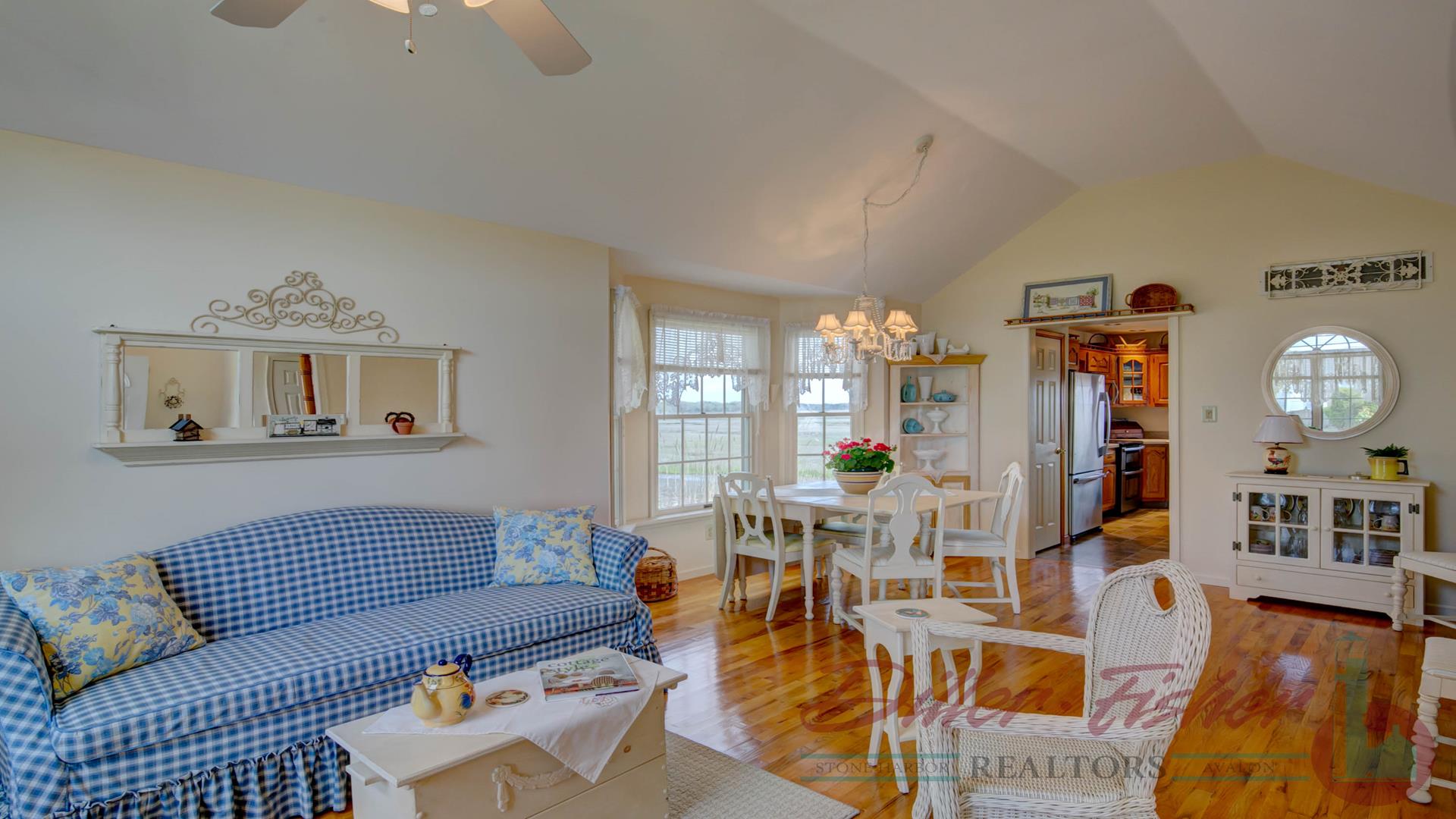 590 Stone Harbor Blvd, Stone Harbor (Mainland)