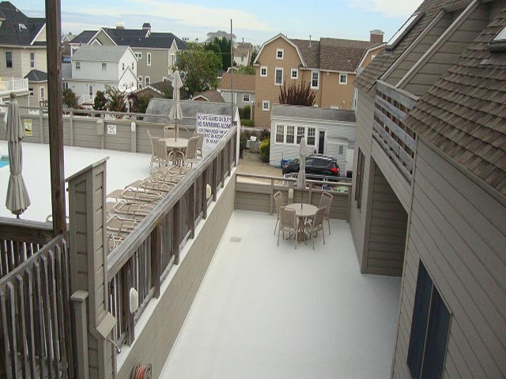 9410 Second Avenue, Stone Harbor (Mid-Island)