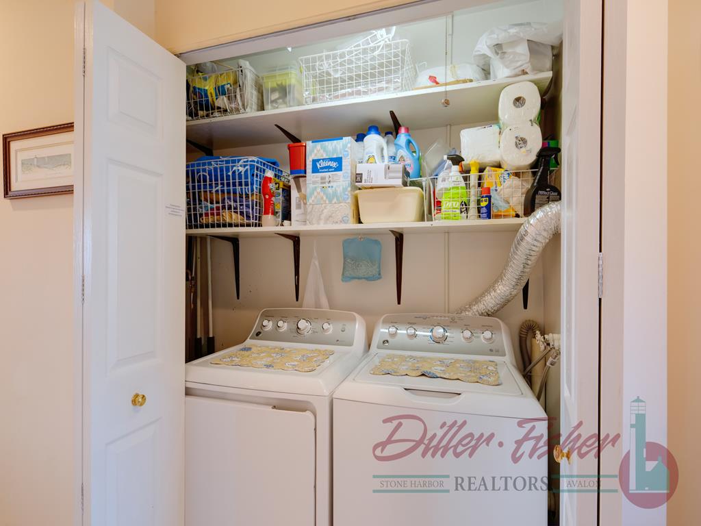 9410 Second Avenue, Stone Harbor (Mid-Island)