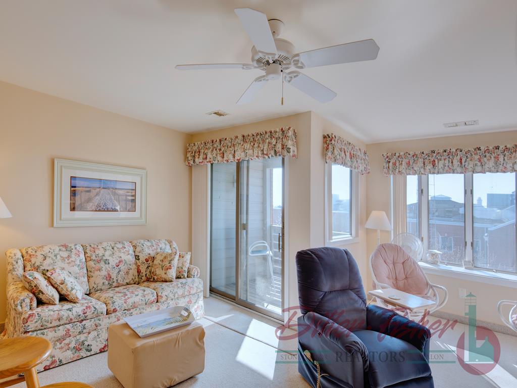 9410 Second Avenue, Stone Harbor (Mid-Island)