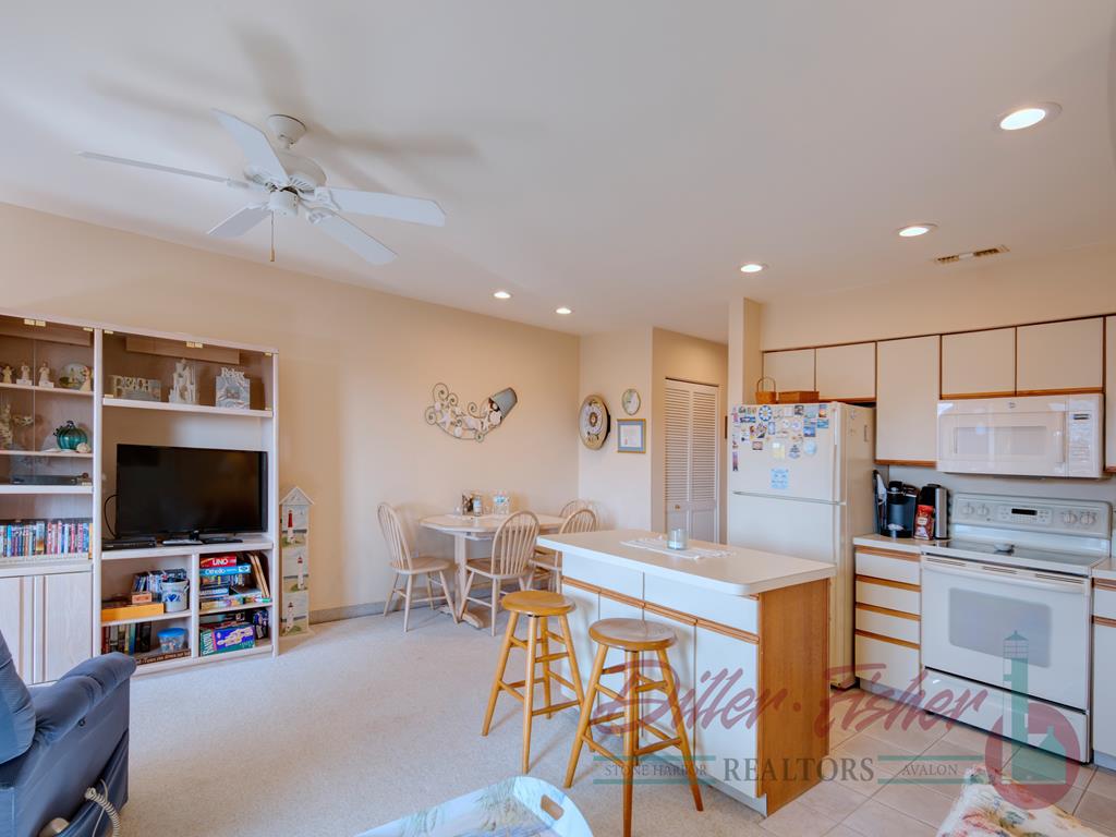 9410 Second Avenue, Stone Harbor (Mid-Island)