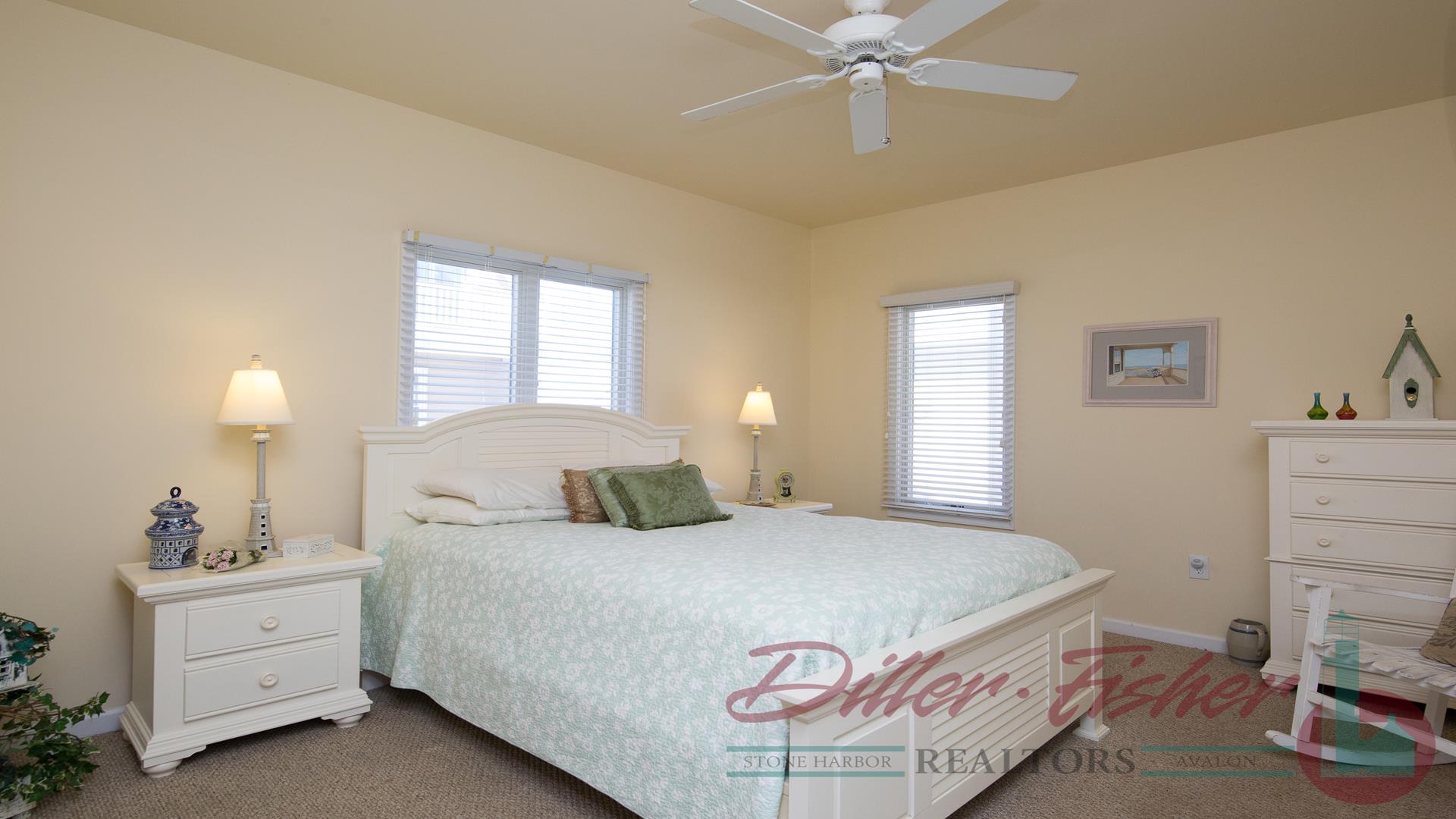 262 81st Street, Stone Harbor (Mid-Island)