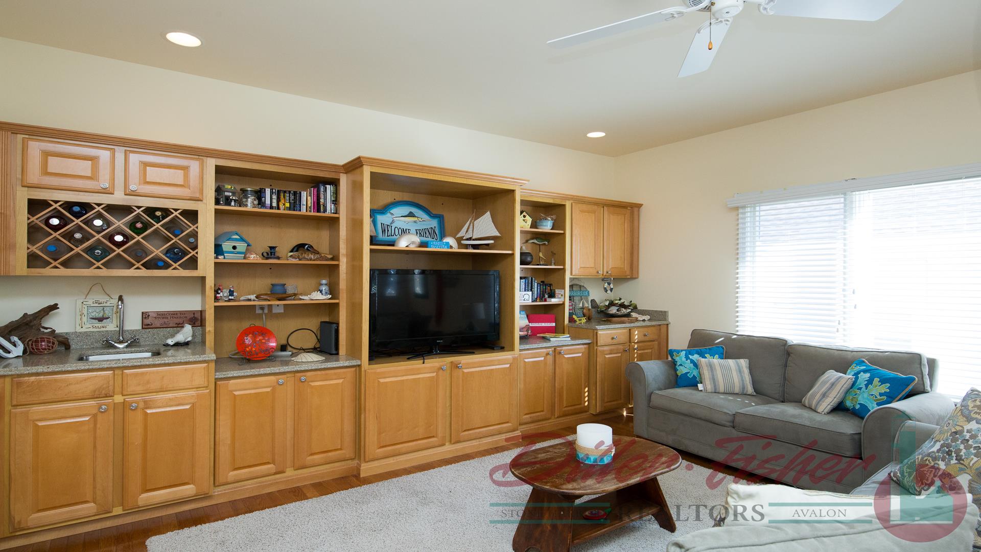 262 81st Street, Stone Harbor (Mid-Island)