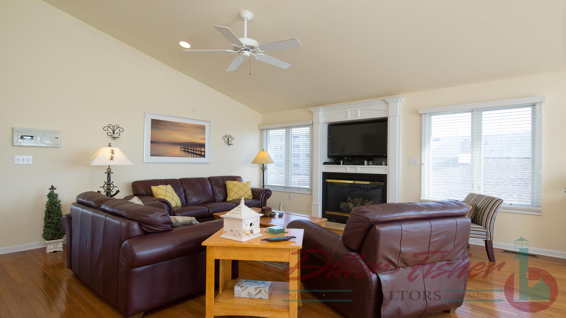 262 81st Street, Stone Harbor (Mid-Island)