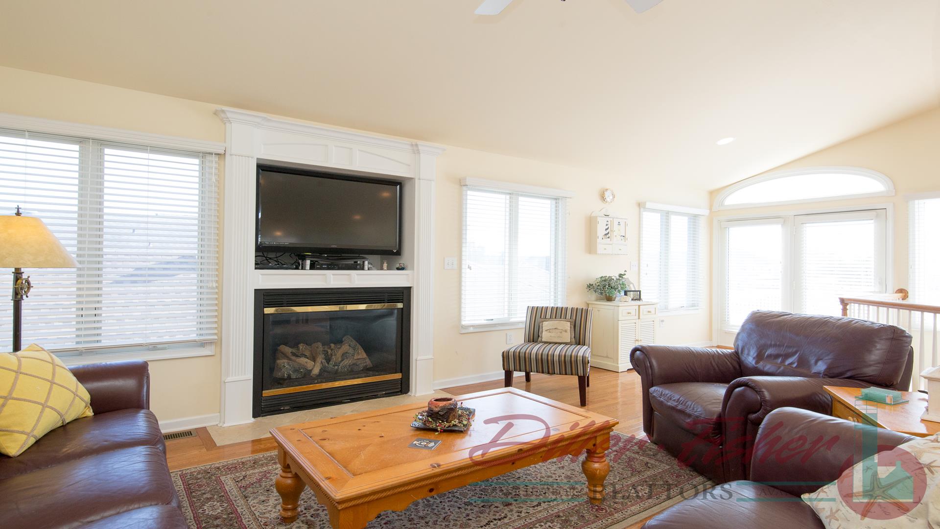 262 81st Street, Stone Harbor (Mid-Island)