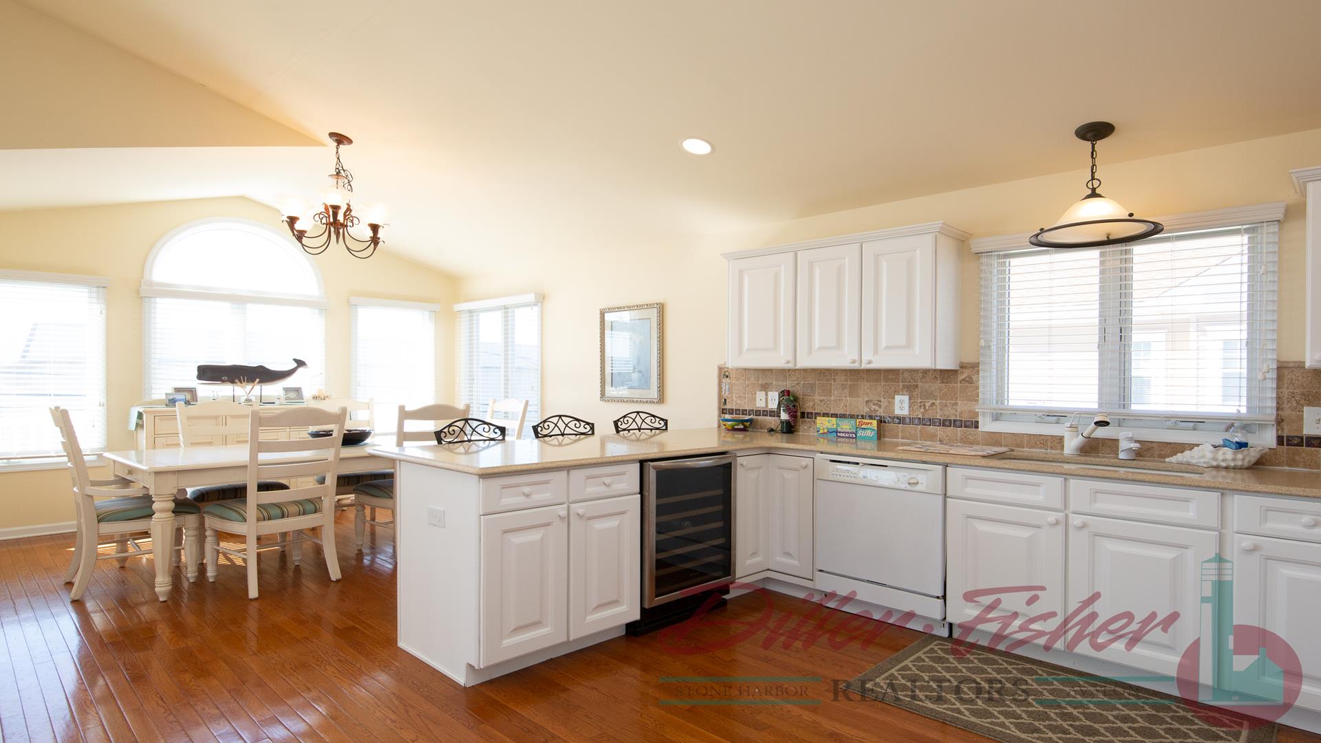 262 81st Street, Stone Harbor (Mid-Island)