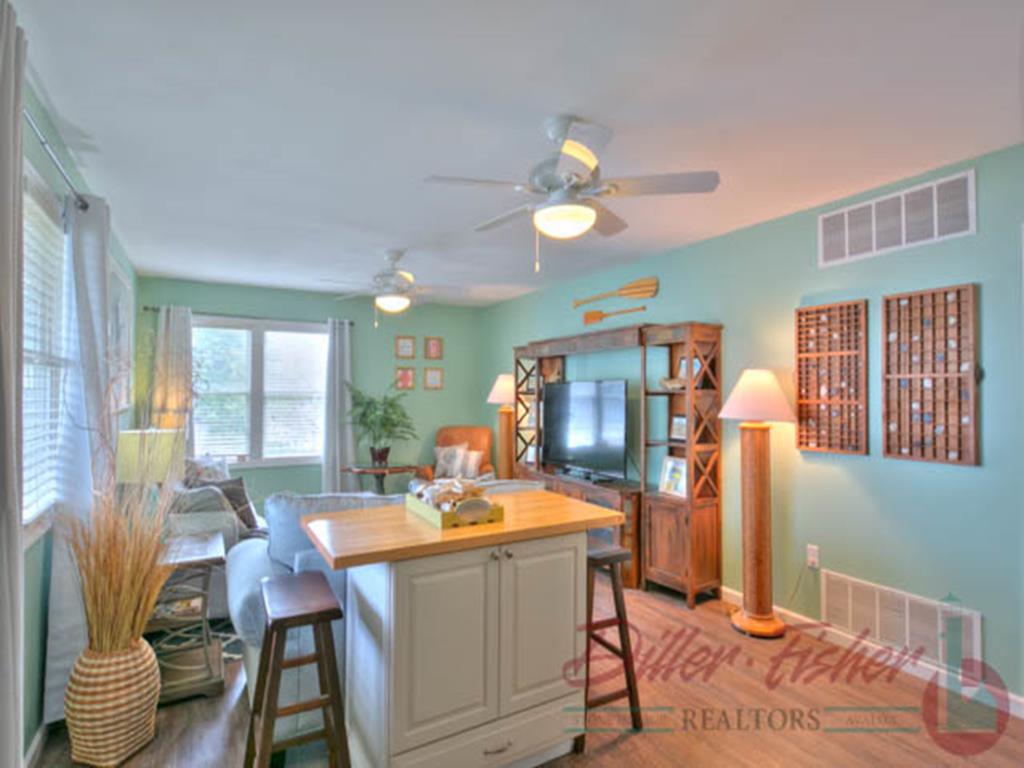 250 95th Street, Stone Harbor (Mid-Island)