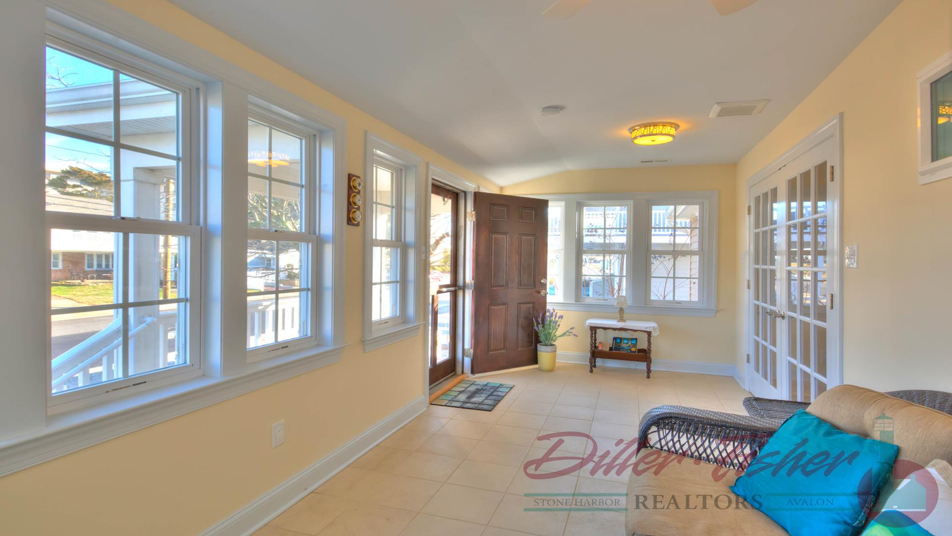 237 81st Street, Stone Harbor (Mid-Island)
