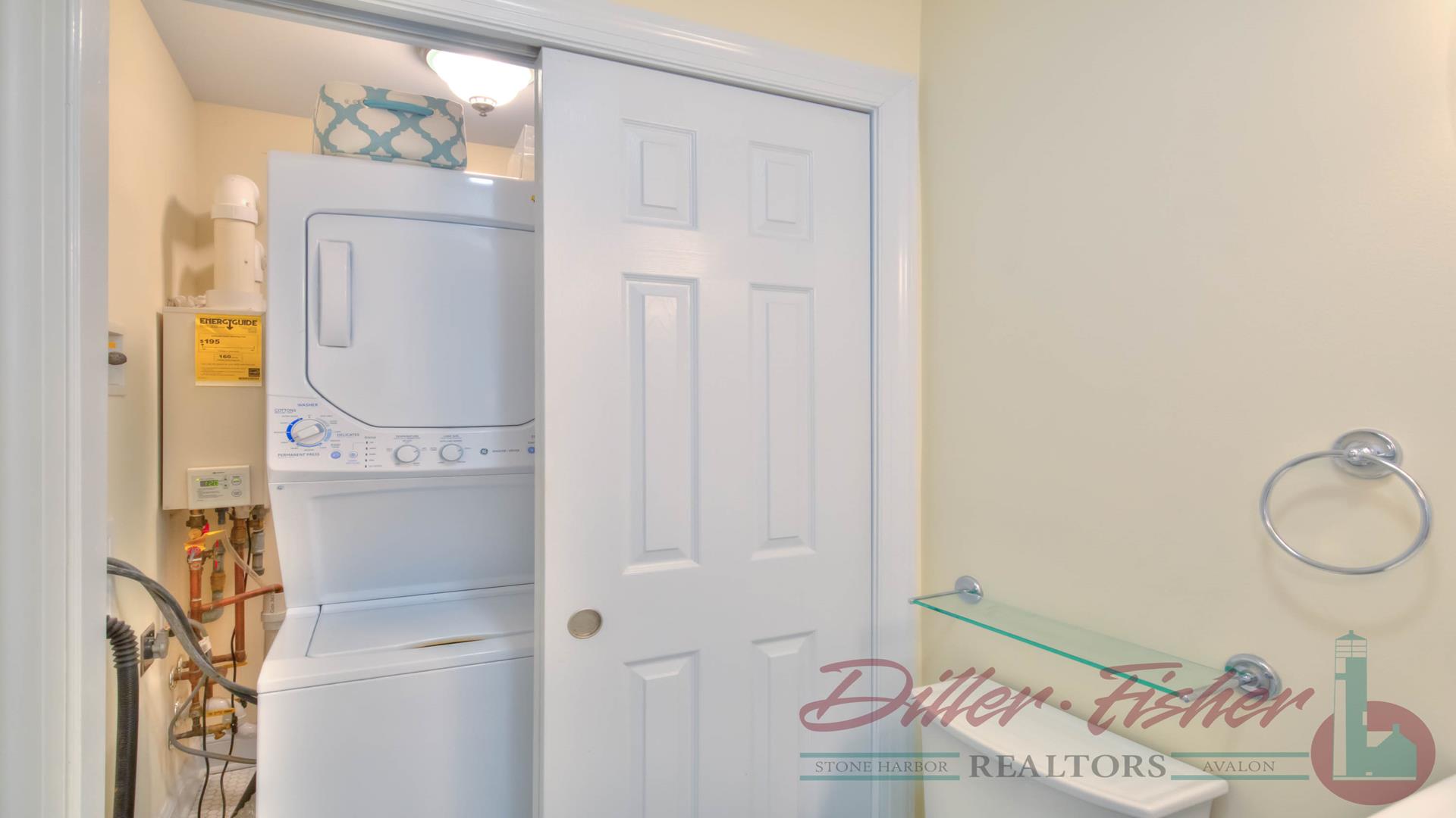 237 81st Street, Stone Harbor (Mid-Island)