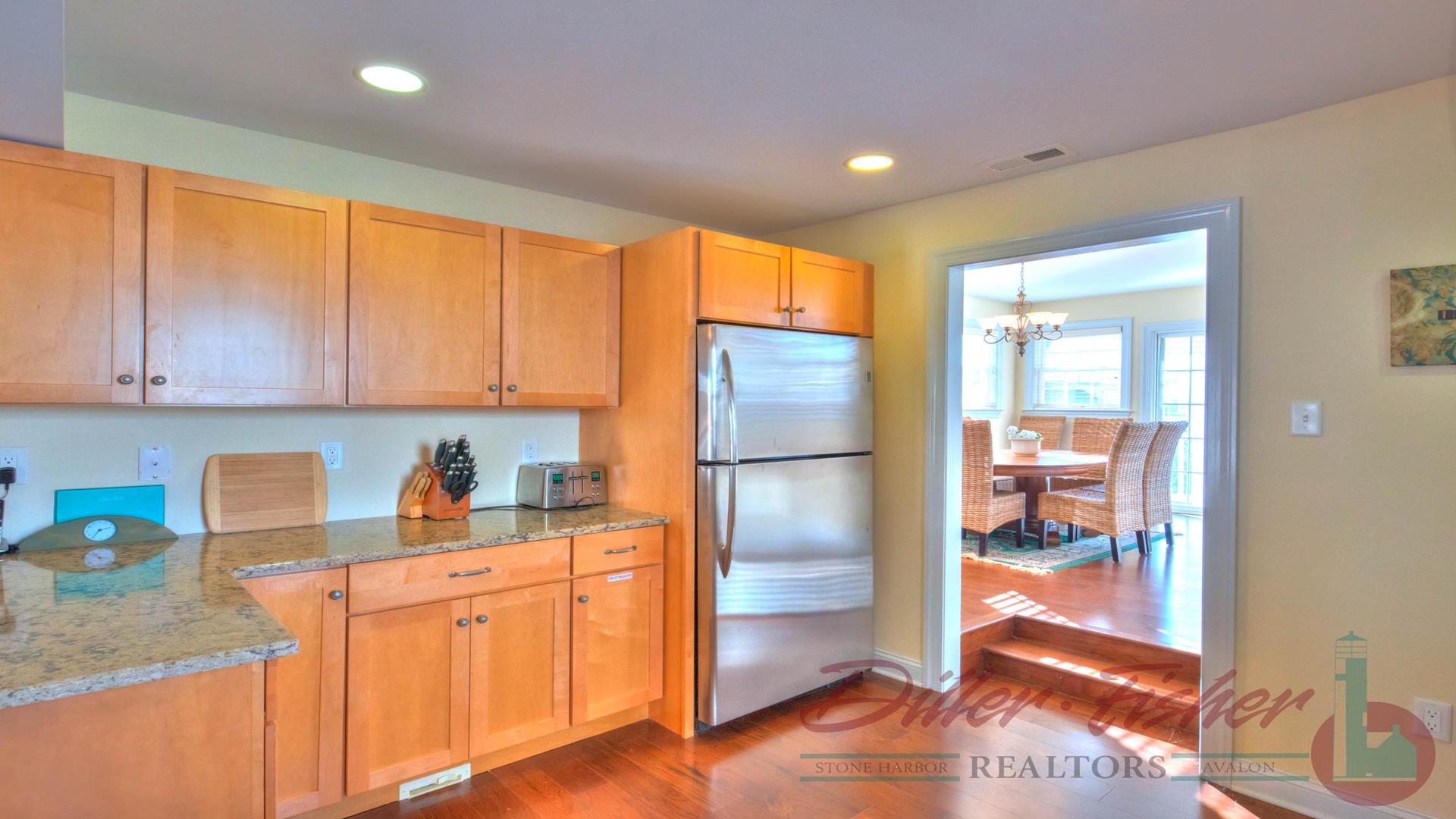 237 81st Street, Stone Harbor (Mid-Island)