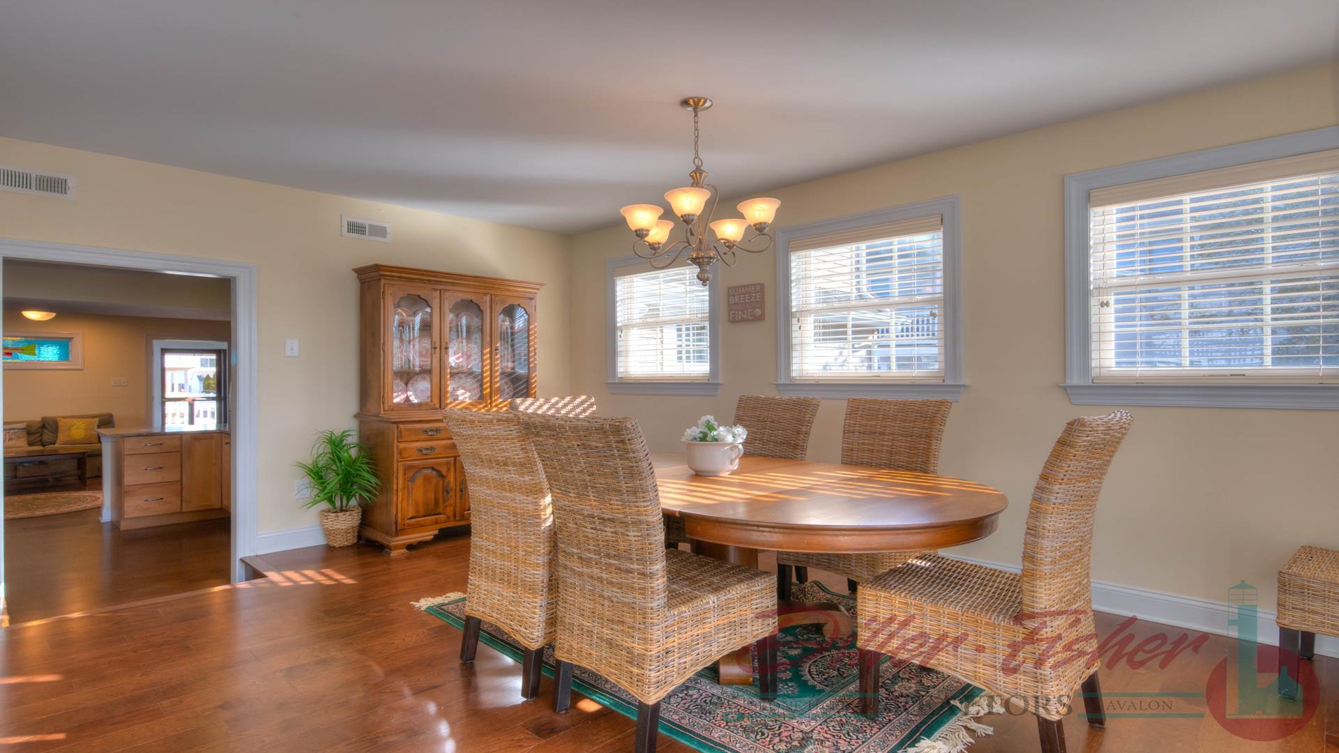 237 81st Street, Stone Harbor (Mid-Island)