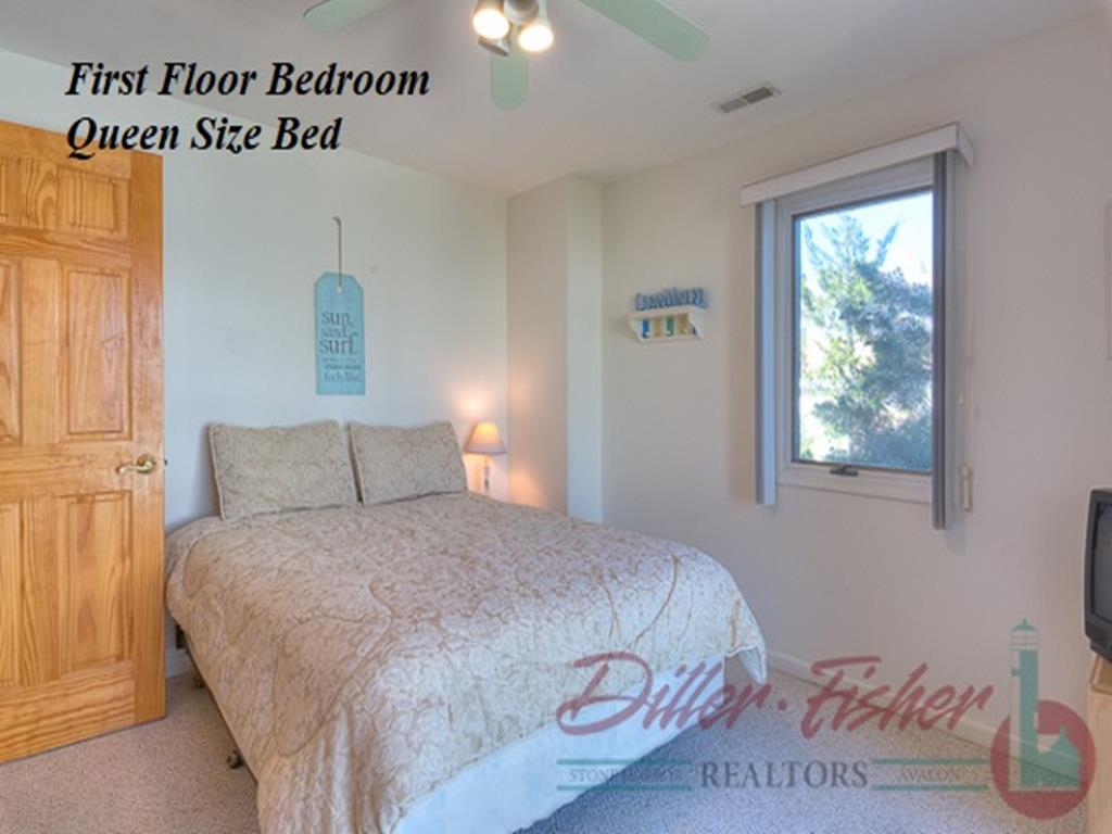 240 105th Street, Stone Harbor (Mid-Island)