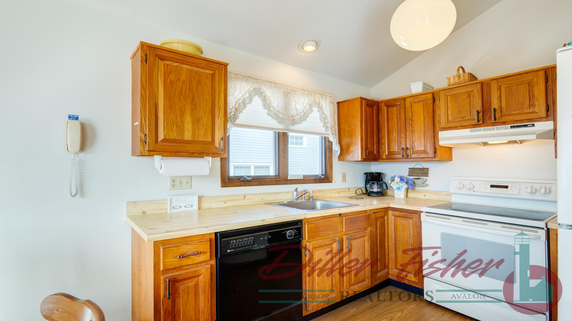 224 82nd Street, Stone Harbor (Mid-Island)