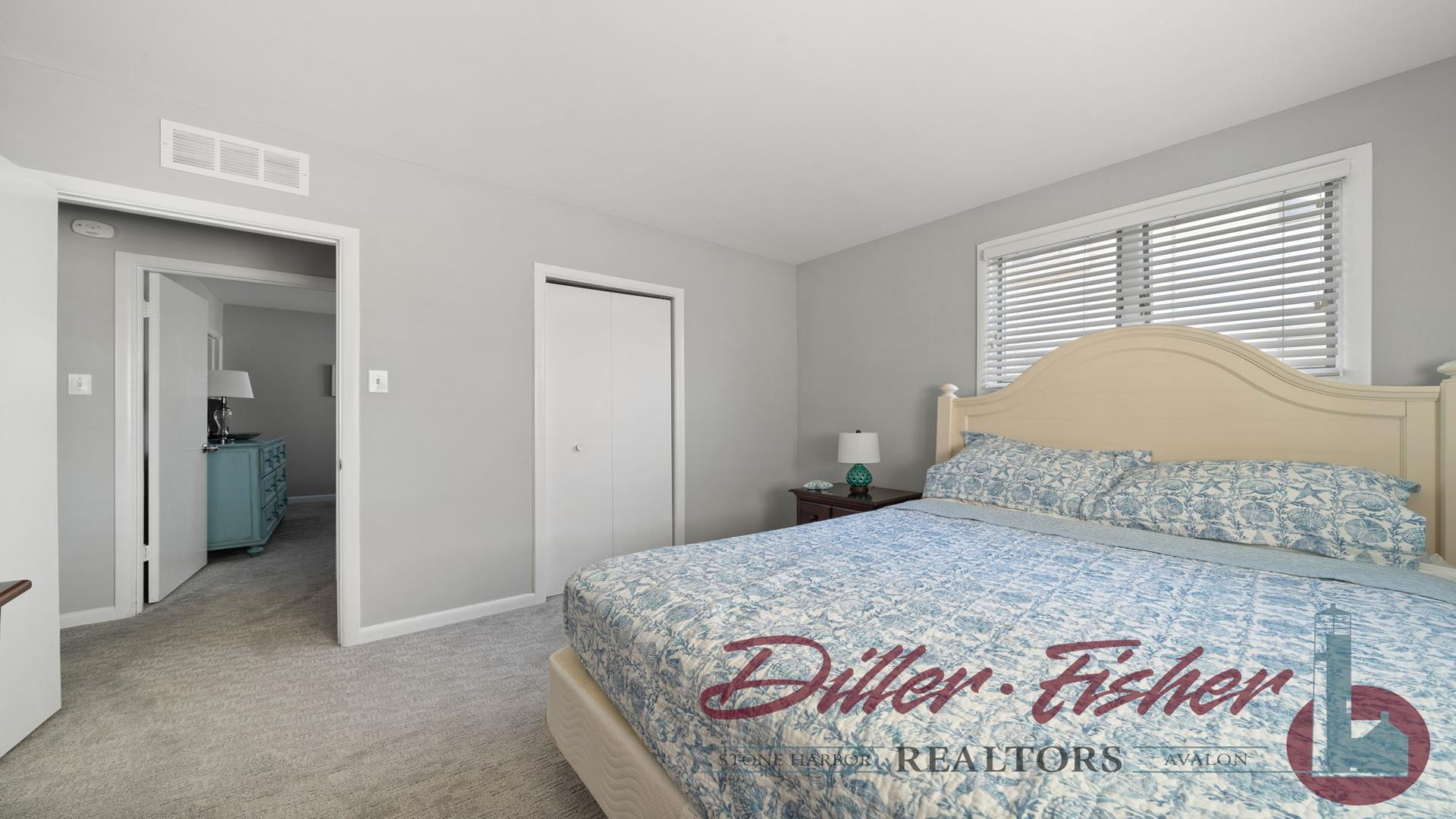 134 110th Street, Stone Harbor (Mid-Island)