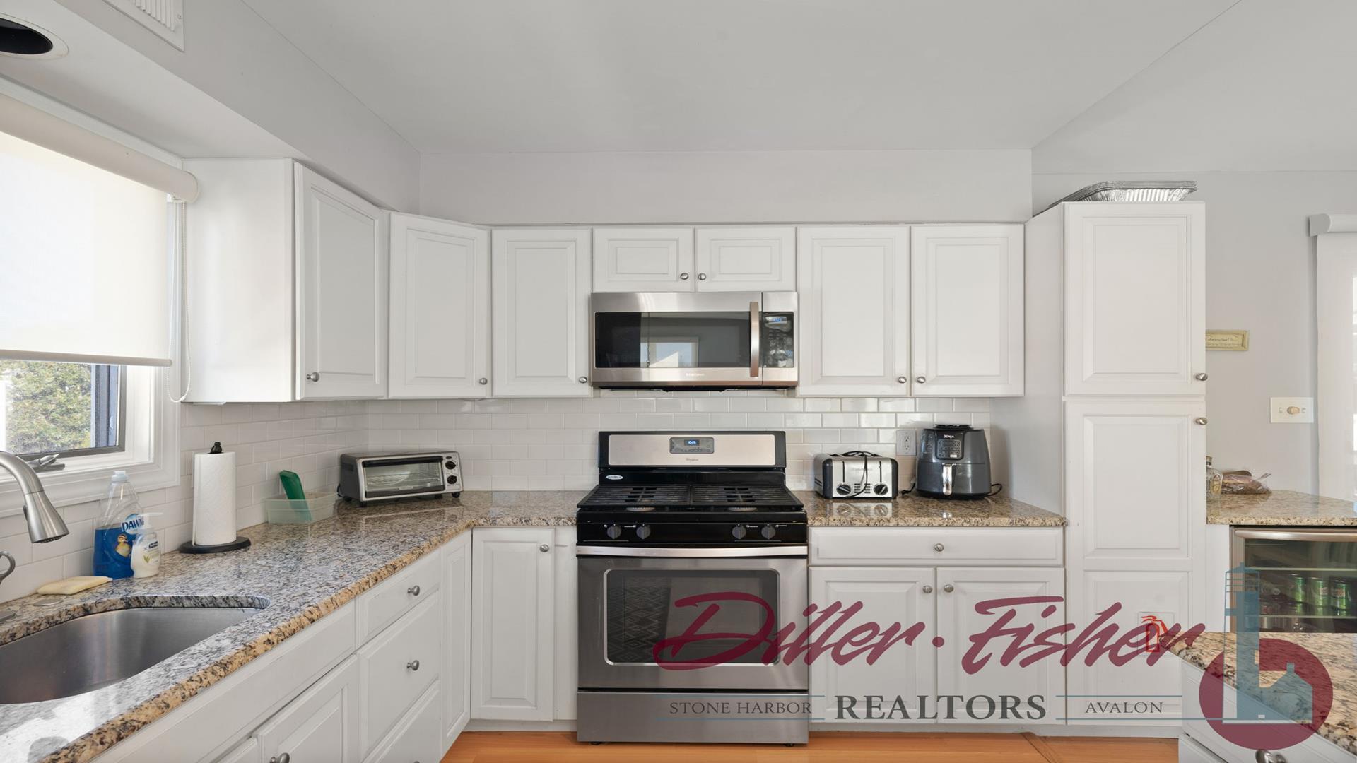 134 110th Street, Stone Harbor (Mid-Island)