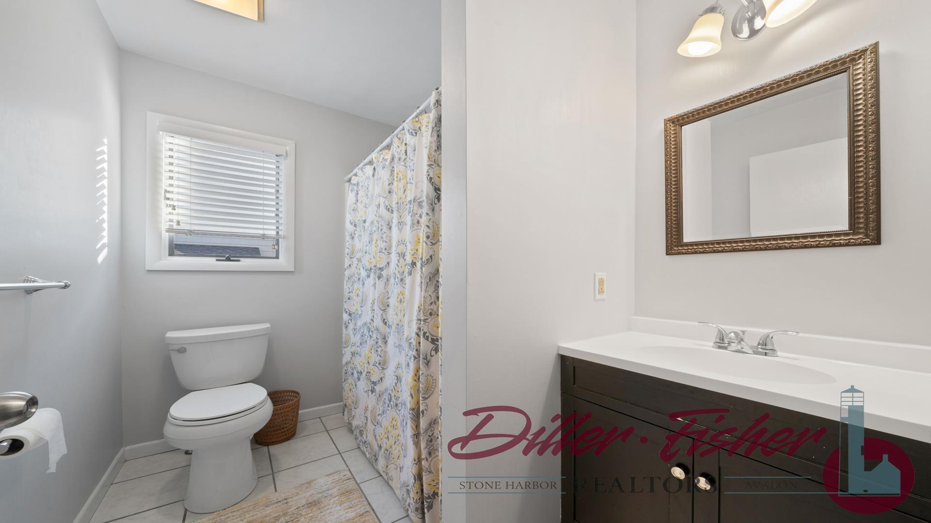 134 110th Street, Stone Harbor (Mid-Island)