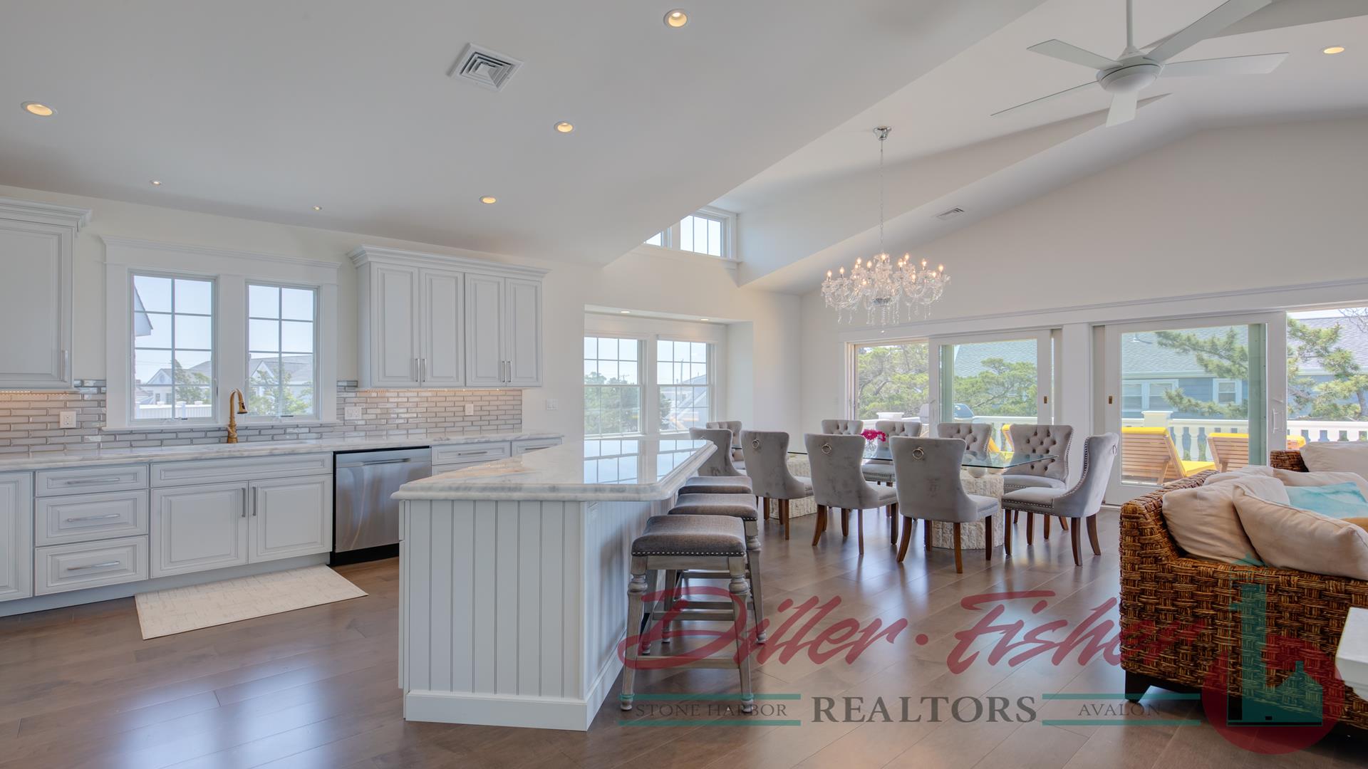 10900 Sunset Drive, Stone Harbor (Mid-Island)