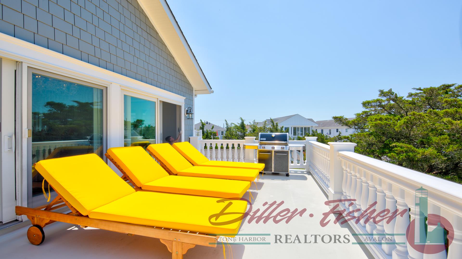 10900 Sunset Drive, Stone Harbor (Mid-Island)