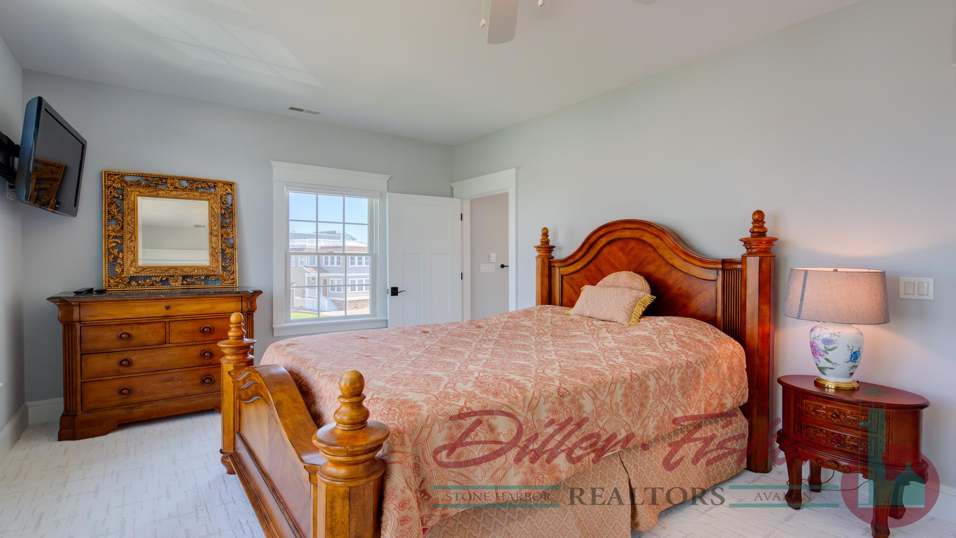 10900 Sunset Drive, Stone Harbor (Mid-Island)