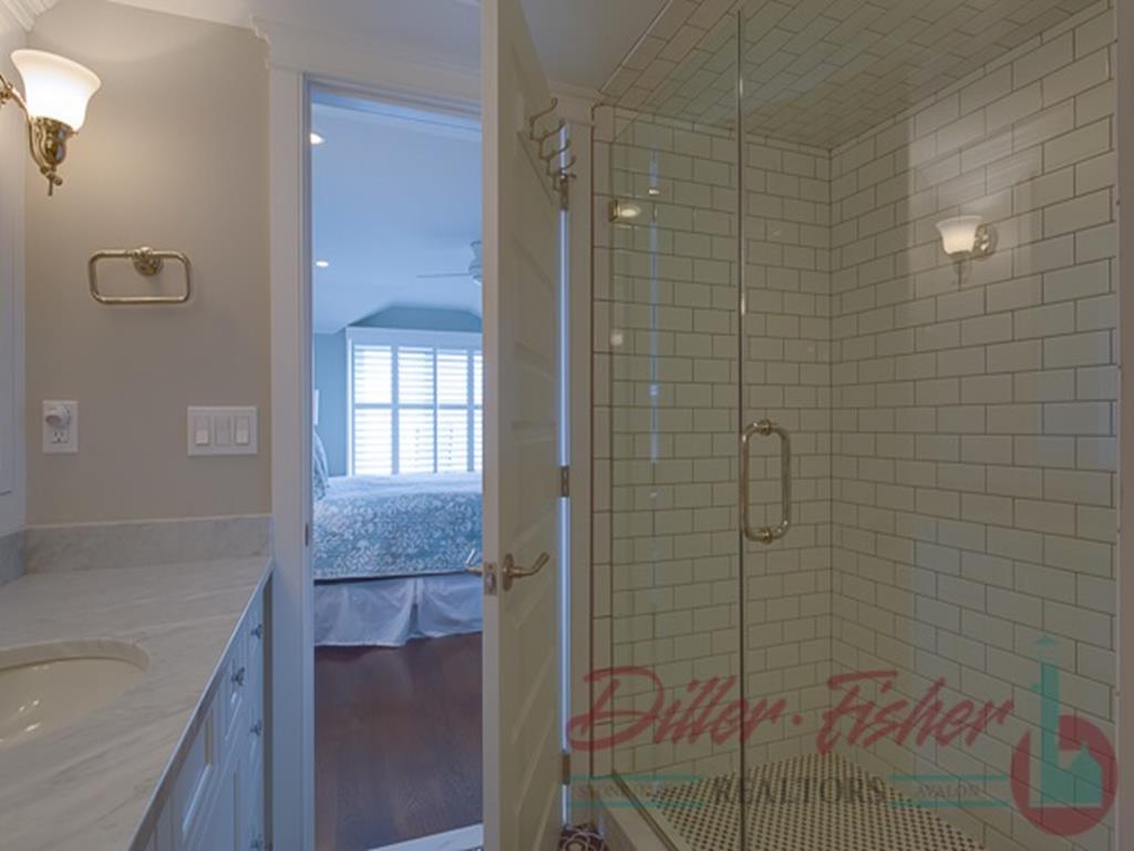 93 E 22nd Street, Avalon (Beach Front)