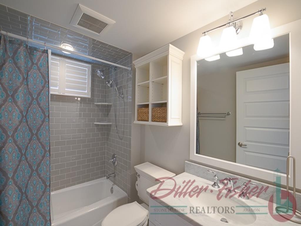 93 E 22nd Street, Avalon (Beach Front)