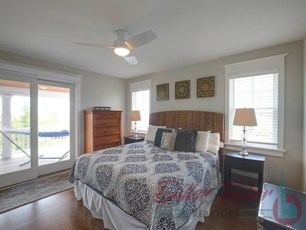 93 E 22nd Street, Avalon (Beach Front)