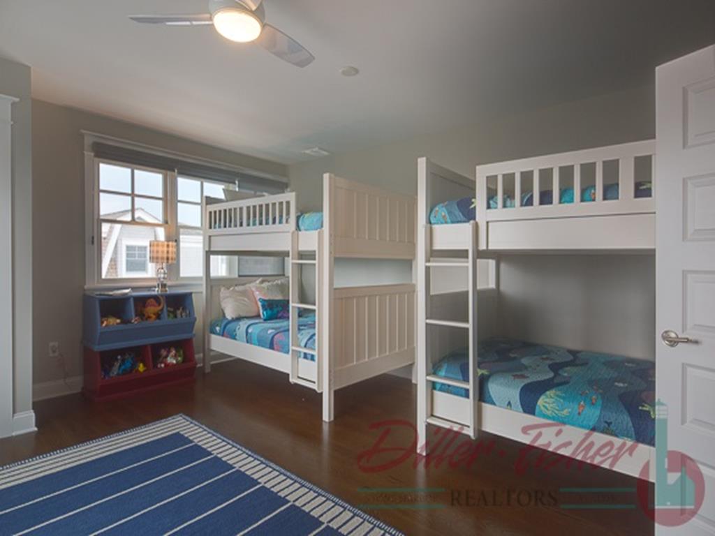 93 E 22nd Street, Avalon (Beach Front)